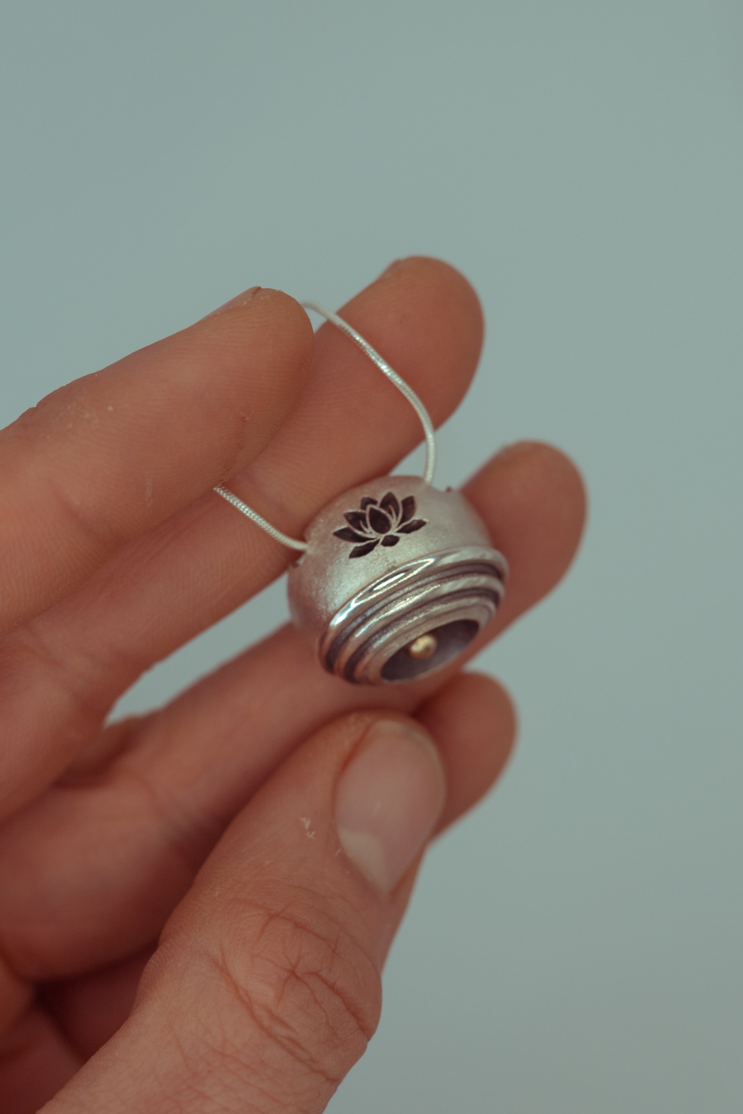 Free Light Pendant